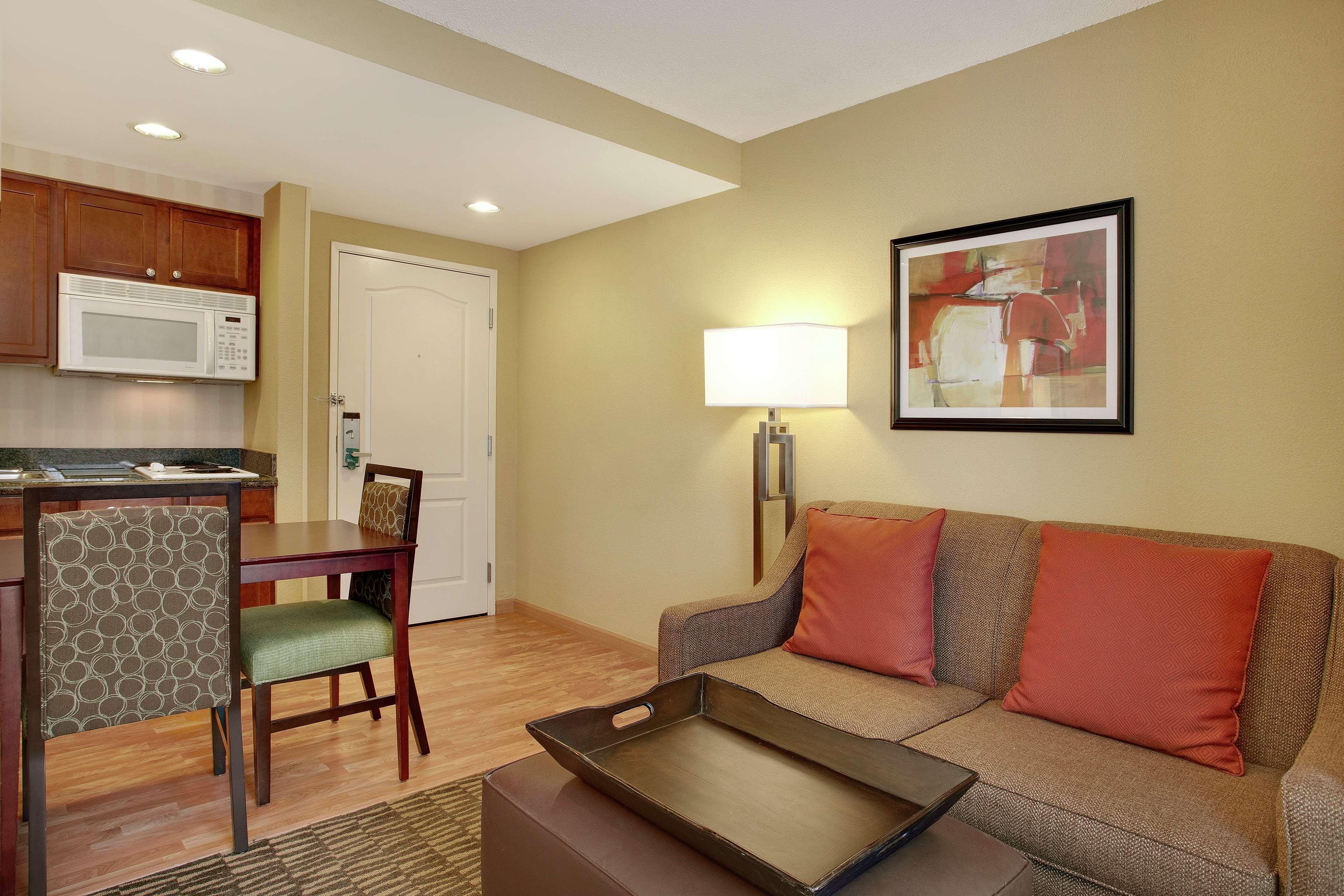 Homewood Suites By Hilton Tampa-Brandon Εξωτερικό φωτογραφία