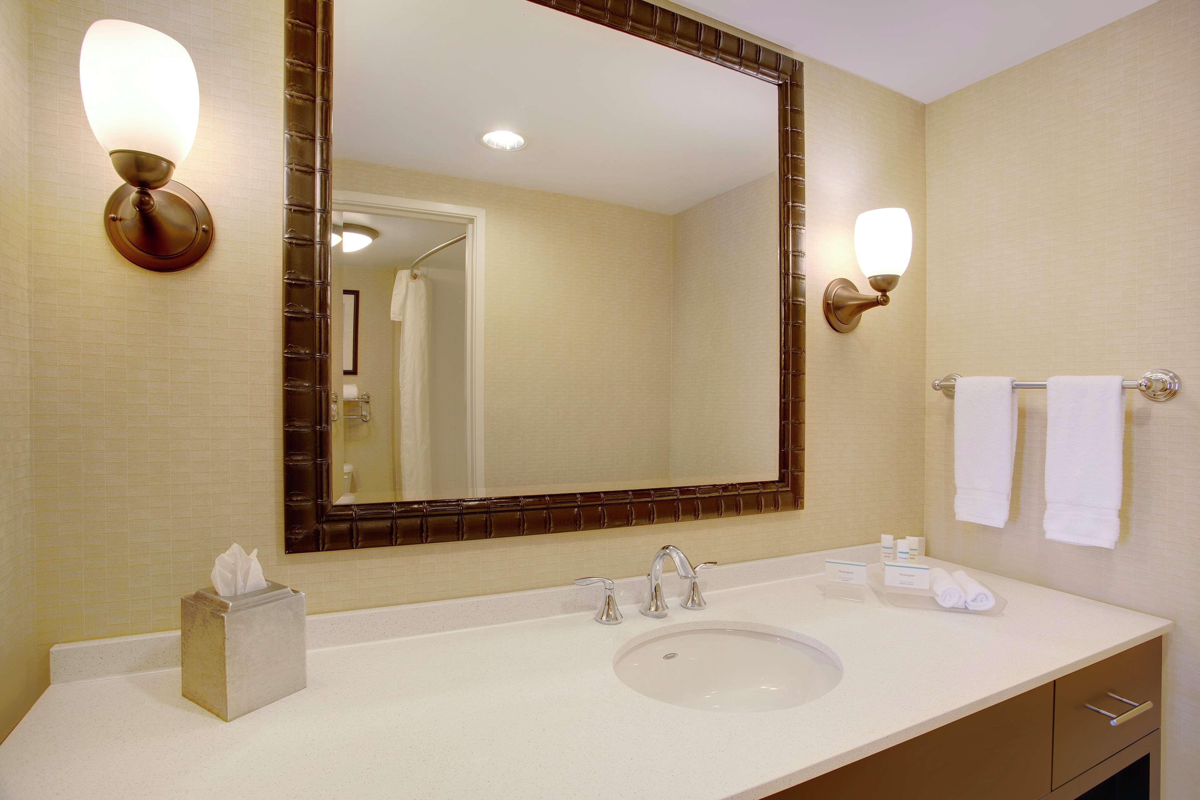 Homewood Suites By Hilton Tampa-Brandon Εξωτερικό φωτογραφία