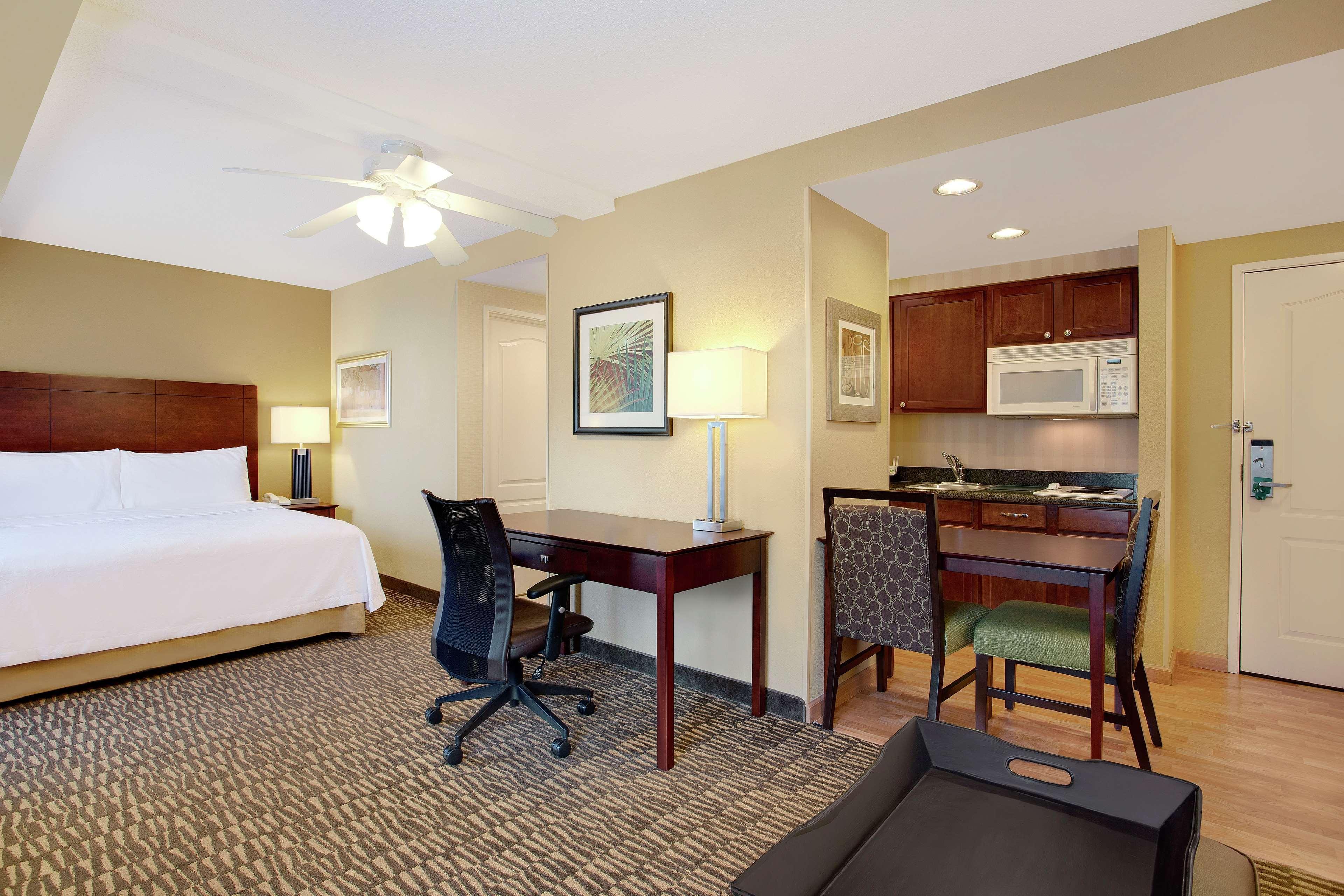 Homewood Suites By Hilton Tampa-Brandon Εξωτερικό φωτογραφία