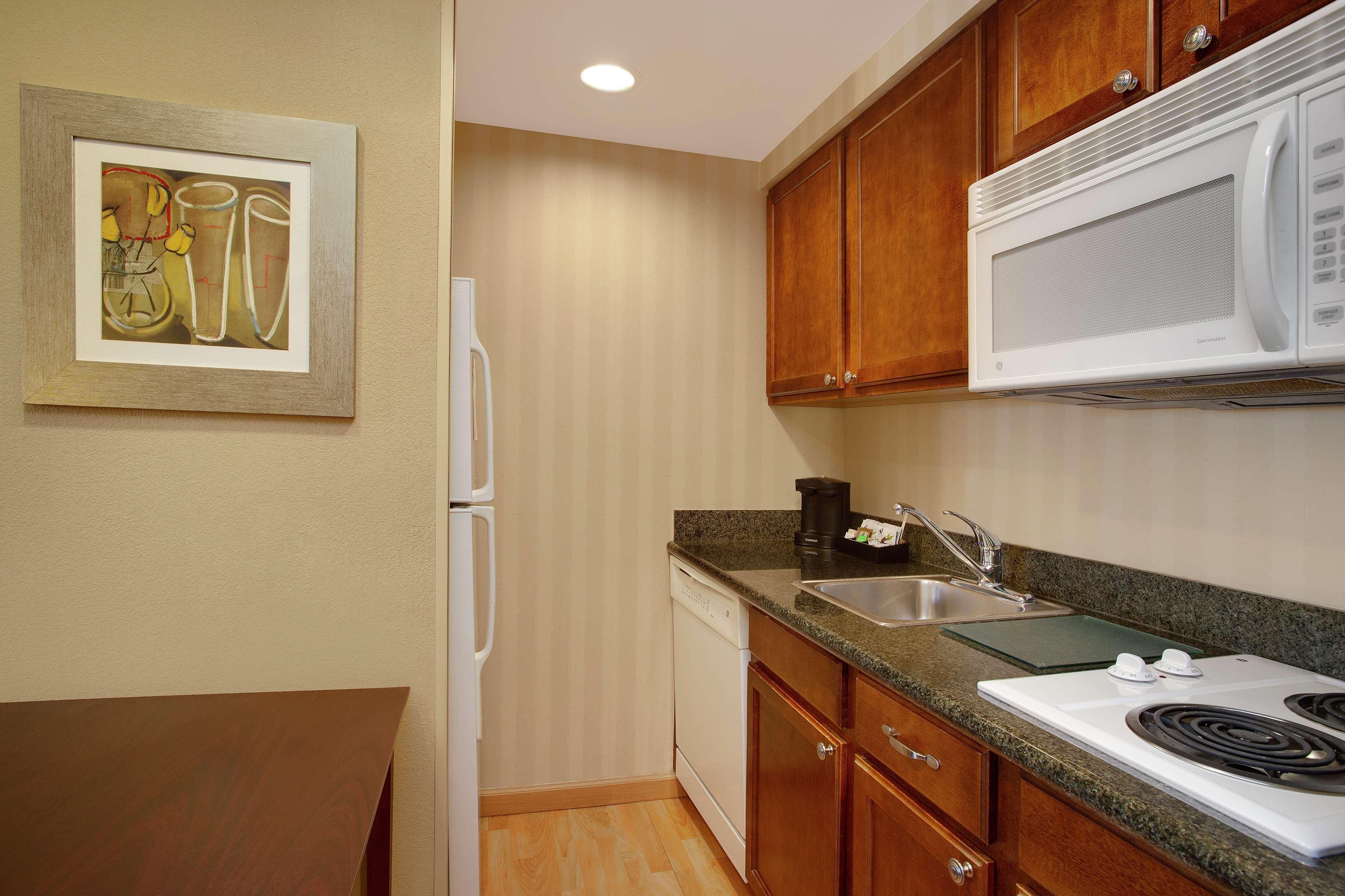 Homewood Suites By Hilton Tampa-Brandon Εξωτερικό φωτογραφία